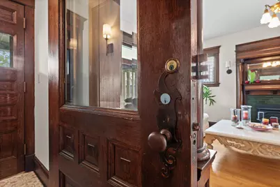 802 Ashland Avenue, Saint Paul, MN 55104 - Photo 14