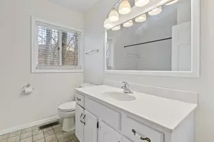 1382 Lakeside Cir, Eagan, MN 55123 - Photo 24