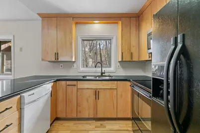 1382 Lakeside Circle, Eagan, MN 55123 - Photo 10