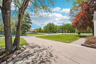 7710 Groveland Road, Mounds View, MN 55112 - Photo 38