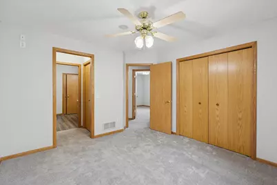 211 7th Street S, Winsted, MN 55395 - Photo 12