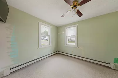 75 S Montgomery Avenue, Le Center, MN 56057 - Photo 16