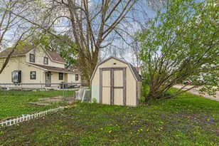 75 S Montgomery Ave, Le Center, MN 56057 - Photo 24