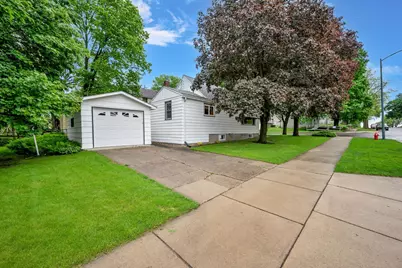 120 W 9th Street, Fairmont, MN 56031 - Photo 2