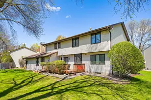 17115 28th Pl N, Plymouth, MN 55447 - Photo 4