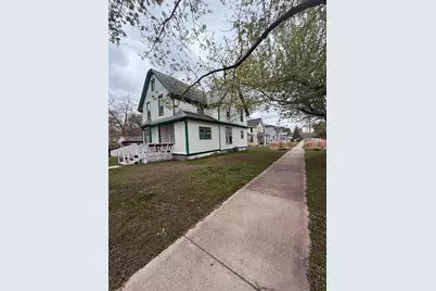 14 6th Avenue NW, Faribault, MN 55021 - Photo 2