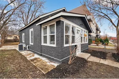 419 Fillmore Street NE, Minneapolis, MN 55413 - Photo 2