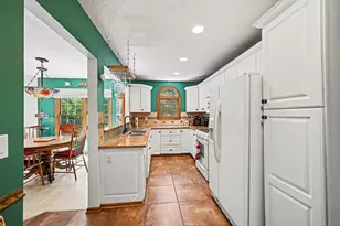 1644 Rose Hill Cir, Saint Paul, MN 55108 - Photo 8