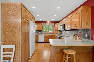 205 Hickory St, Farmington, MN 55024 - Photo 8