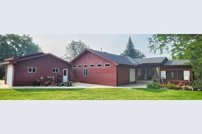 212 Lake Avenue NE, Clearbrook, MN 56634 - Photo 1