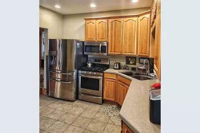212 Lake Avenue NE, Clearbrook, MN 56634 - Photo 10