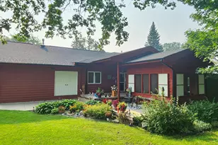 212 Lake Ave NE, Clearbrook, MN 56634 - Photo 2