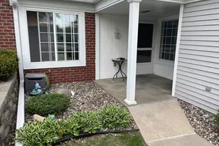 7524 Ojibway Park Rd, Woodbury, MN 55125 - Photo 2