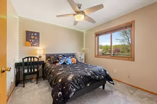 5440 274th St, Wyoming, MN 55092 - Photo 16