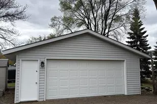 413 W 6th St, Monticello, MN 55362 - Photo 6