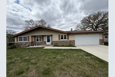 1821 Brookside Circle, Albert Lea, MN 56007 - Photo 1