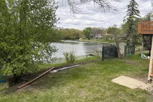 1821 Brookside Cir, Albert Lea, MN 56007 - Photo 4