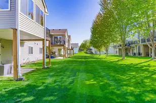 1020 Primrose Ln, Waconia, MN 55387 - Photo 6