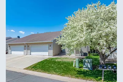 1020 Primrose Lane, Waconia, MN 55387 - Photo 2
