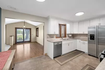 1834 Holton Street, Falcon Heights, MN 55113 - Photo 8