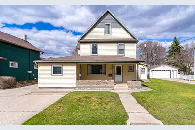 109 E 8th Street, Crookston, MN 56716 - Photo 1