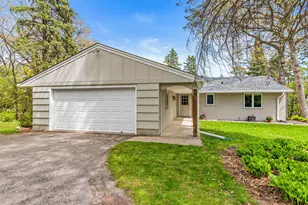 4230 Maple Ln, Minnetonka, MN 55345 - Photo 40