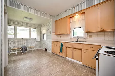 671 E King Street, Winona, MN 55987 - Photo 6