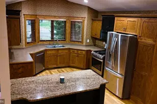 38270 Everett Ave, North Branch, MN 55056 - Photo 4