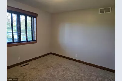 38270 Everett Avenue, North Branch, MN 55056 - Photo 26
