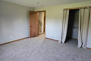 38270 Everett Ave, North Branch, MN 55056 - Photo 34