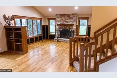 38270 Everett Avenue, North Branch, MN 55056 - Photo 2