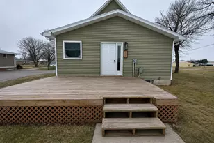 205 Main St, Alvarado, MN 56710 - Photo 2