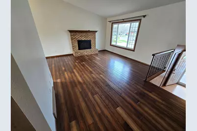1831 Prairie Lane S, Fargo,  58103 - Photo 4