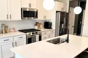 3039 Ash St, Little Canada, MN 55117 - Photo 4
