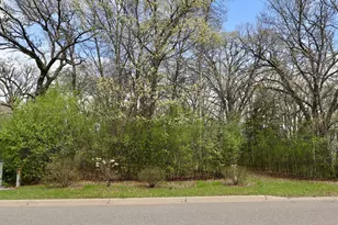 1425 19th St SE, Saint Cloud, MN 56304 - Photo 1