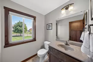1721 Echo Ridge St SW, Rochester, MN 55902 - Photo 20