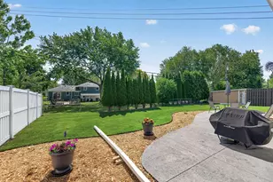 3040 Boone Ave N, New Hope, MN 55427 - Photo 40