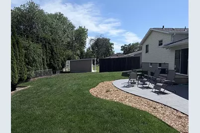 3040 Boone Avenue N, New Hope, MN 55427 - Photo 2