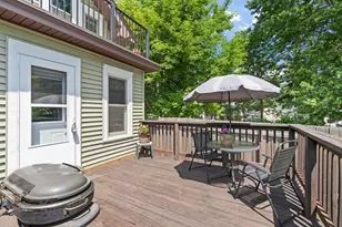 1024 Victoria St N, Saint Paul, MN 55103 - Photo 10