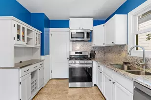 1024 Victoria St N, Saint Paul, MN 55103 - Photo 32