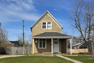 913 Mississippi Ave NW, Bemidji, MN 56601 - Photo 1