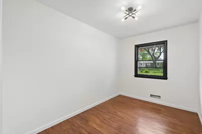 8774 Hale Avenue S, Cottage Grove, MN 55016 - Photo 10