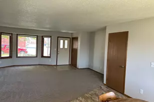 105 Oscar Ave N, Canby, MN 56220 - Photo 2