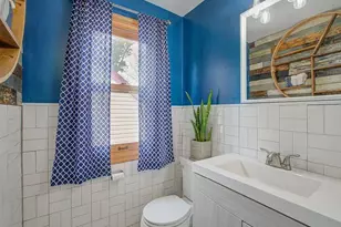 2011 Vincent Ave N, Minneapolis, MN 55411 - Photo 12