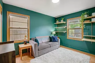 2011 Vincent Ave N, Minneapolis, MN 55411 - Photo 10