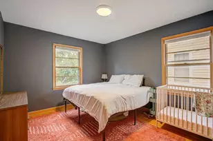 2011 Vincent Ave N, Minneapolis, MN 55411 - Photo 8