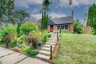 2011 Vincent Ave N, Minneapolis, MN 55411 - Photo 2
