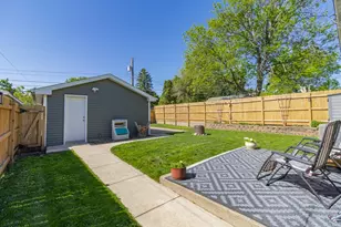 1224 6th St E, Saint Paul, MN 55106 - Photo 2