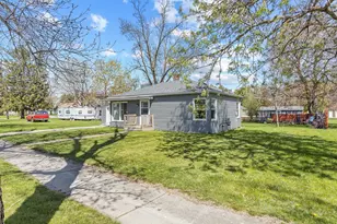 108 Highland Ct, Tyler, MN 56178 - Photo 4
