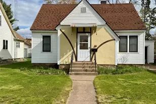 502 Mansfield St, Chippewa Falls, WI 54729 - Photo 1